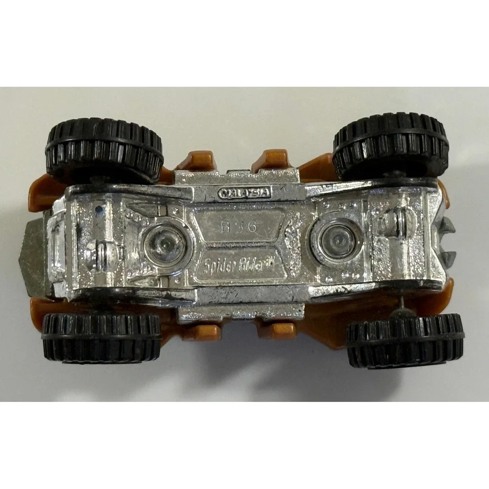 Hot Wheels Spider Rider Kids 1:64 Brown Chrome Off-Road Diecast Car B36
